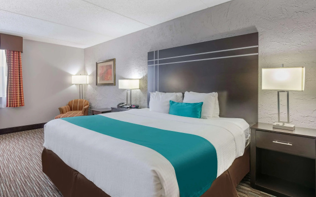 Best Western Waukesha Grand