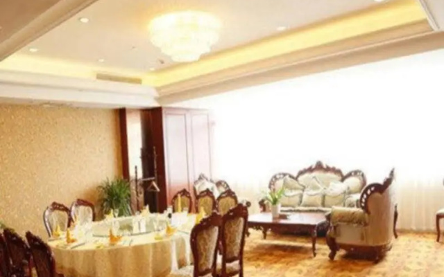 Home Inn Select (Yancheng No.1 Middle School Jinying Shopping Center Branch)