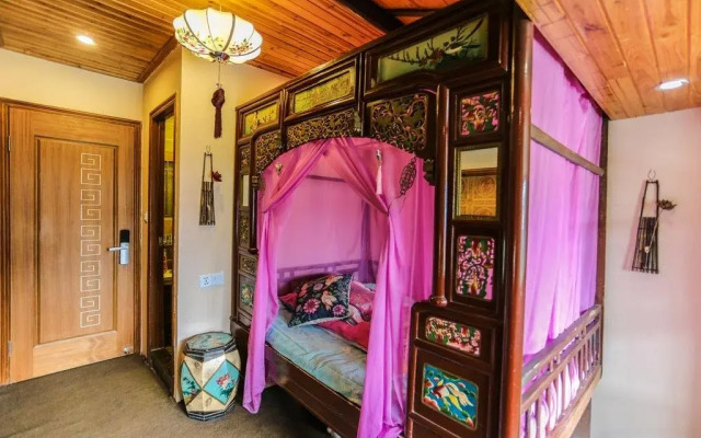 Wuzhen Riverside Boutique Hostel