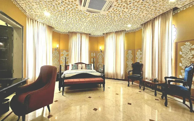 Kesarbagh Palace