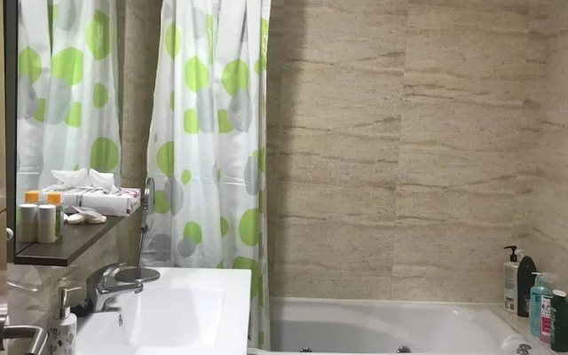 Apartamento En Madrid Situado Cerca De Metro Y Autobus