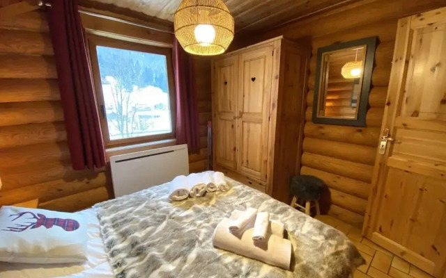 Chalet in La Bresse With Hot Tub & Mountain Views