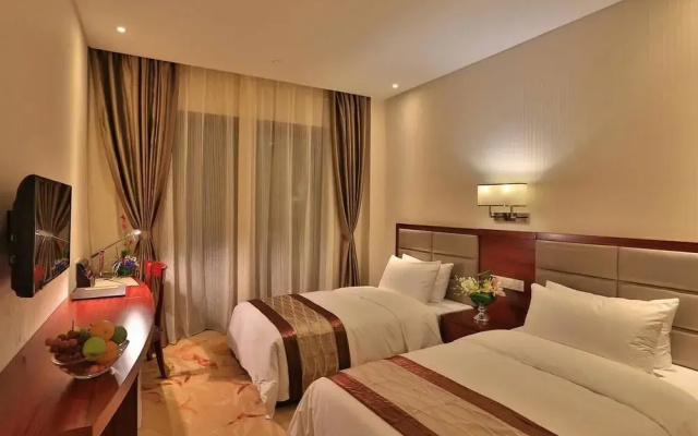 Eastern Cloud Hotel