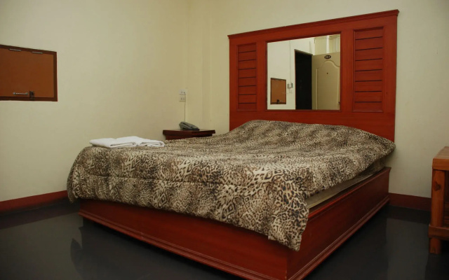 Nuttasit Apartment