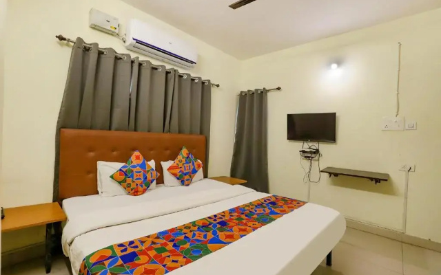 OYO 23431 Ocsa Inn
