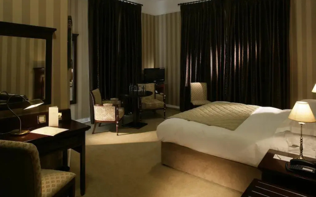Lismore House Hotel