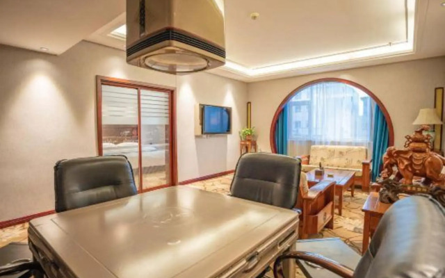 Tangyao Business Hotel