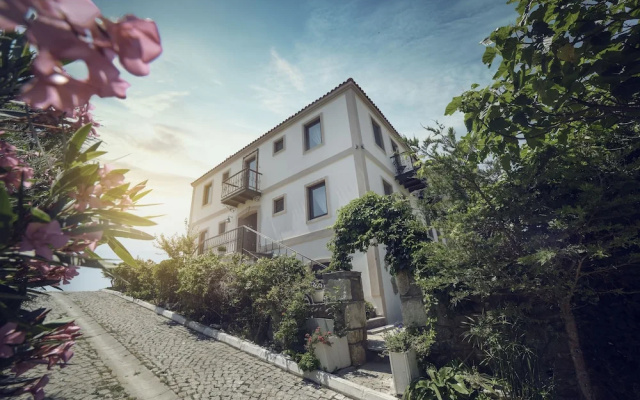 Alesta Hotel
