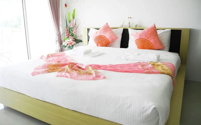 Phet Cha-am Plaza & Resort