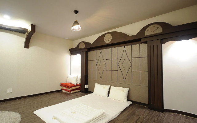 Hotel King