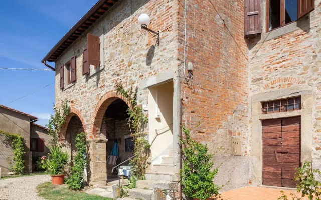 Apartment Tuscany Near Pratomagno Mountain