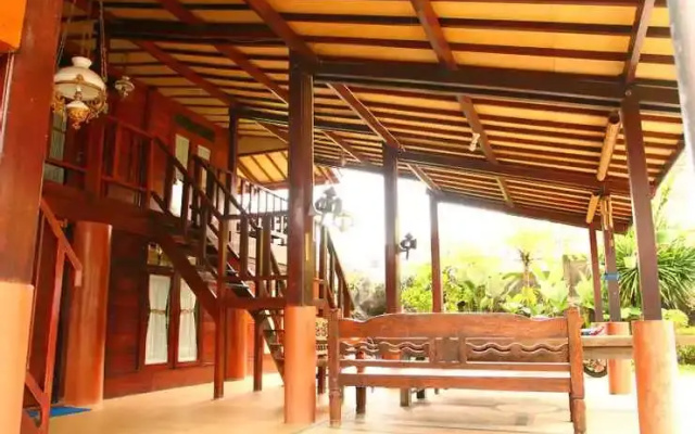 Villa Pelangi 3