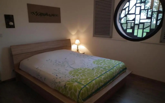 Gîte Géraudot, 5 Pièces, 8 Personnes - Fr-1-543-18