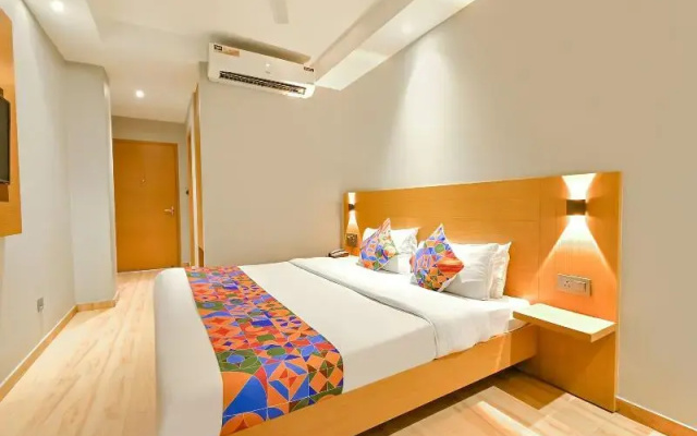 Fabhotel Penthouse