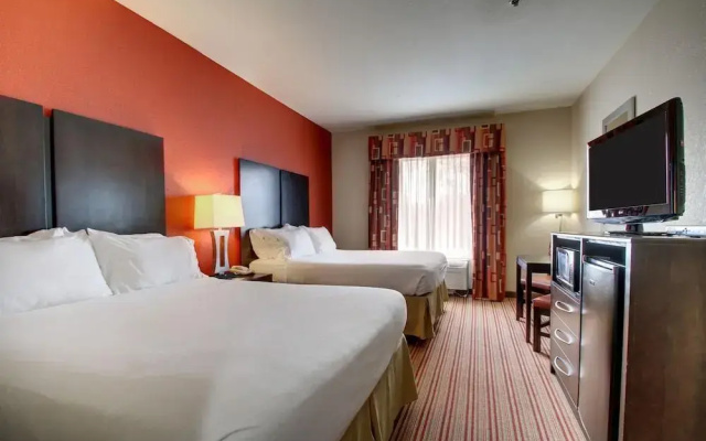 Holiday Inn Express Winona North
