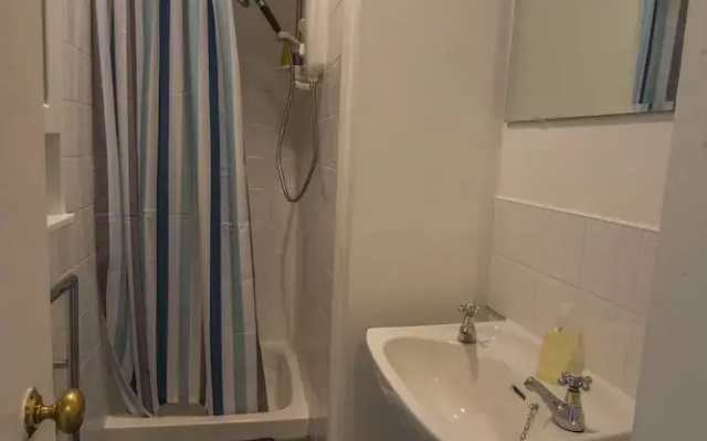 426 - Prince Regent Street Apartment