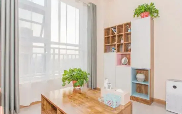 Blueberry chain hotel apartment (Linyi peoples Square)