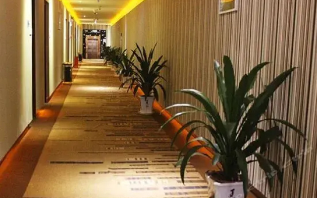 Lanmo Hotel