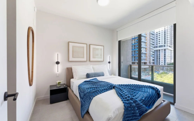 Stylish Miami Stay for 5 Guests