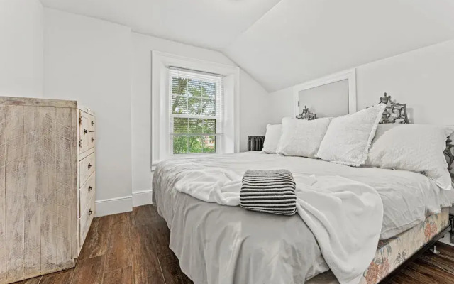 Private Apt Neardowntown Ideal for Long Stays U4