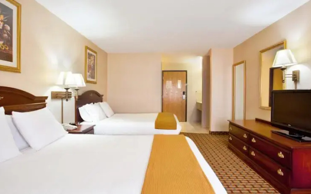 Holiday Inn Express Ottawa