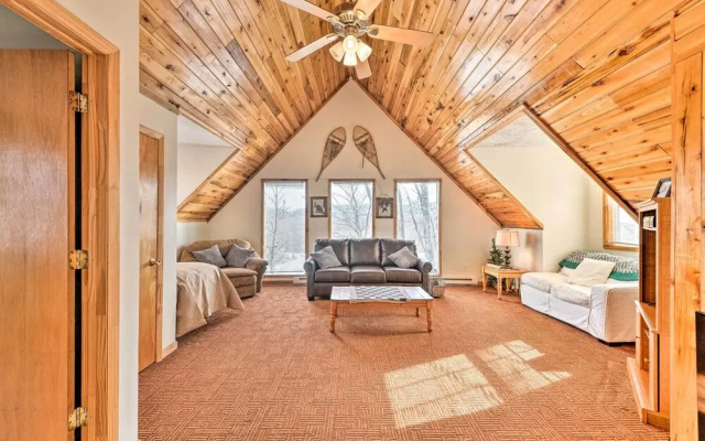 Ski-in/ski-out Ghent Cabin w/ Mountain Views!