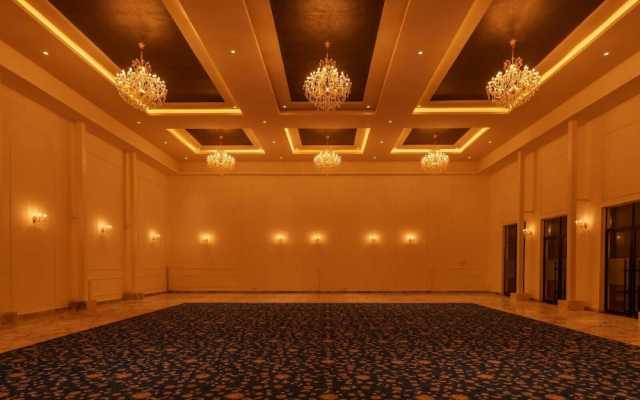 Aureva Raj Bagh Retreat
