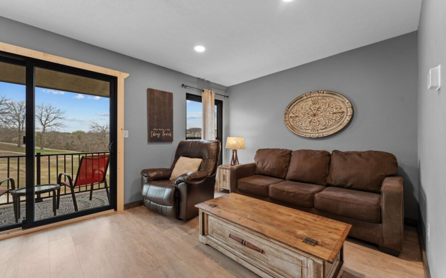 Hole-in-one Hideaway For 4