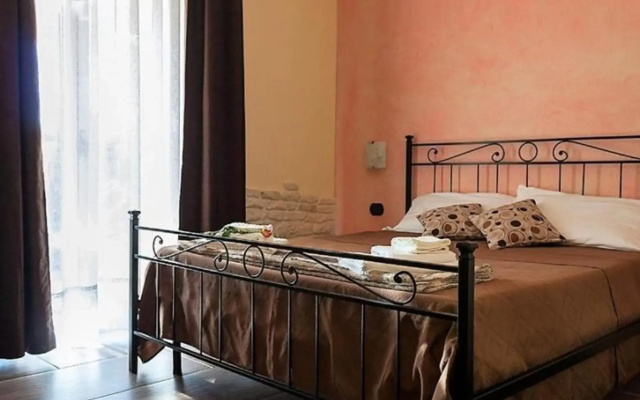 Mimi Hotel & Camping
