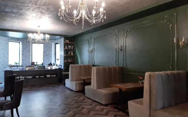 SB River Hotel