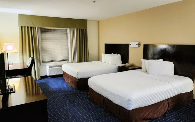 FairBridge Inn & Suites Canadian