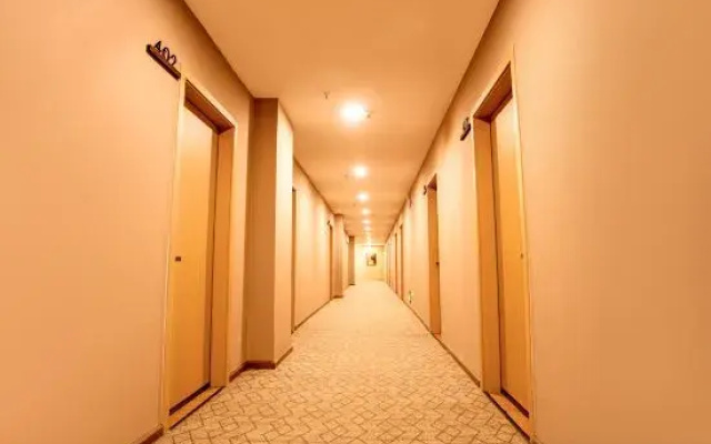 Park Hyatt Fashion Hotel (Kaili cross street people's hospital）