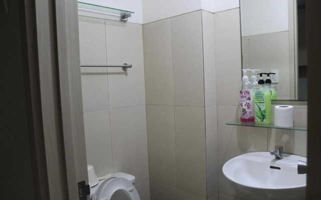 CHATEAU ELYSEE b1 near airport 2 UNITS 1br