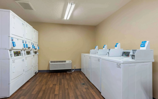 Extended Stay America Suites New Orleans Metairie