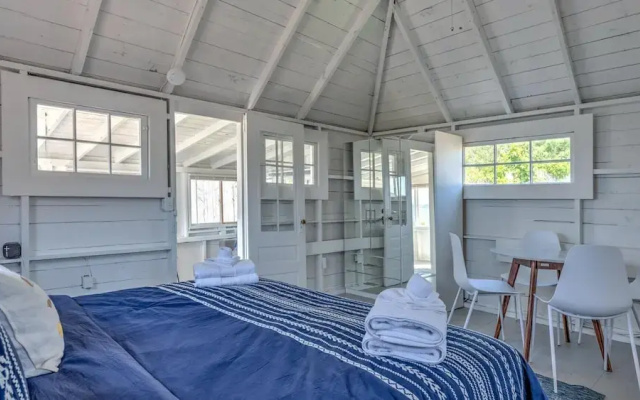 Bungalow 3 - 1br, Waterfront