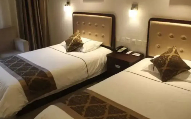 Jinan Silver Carnival Hotel