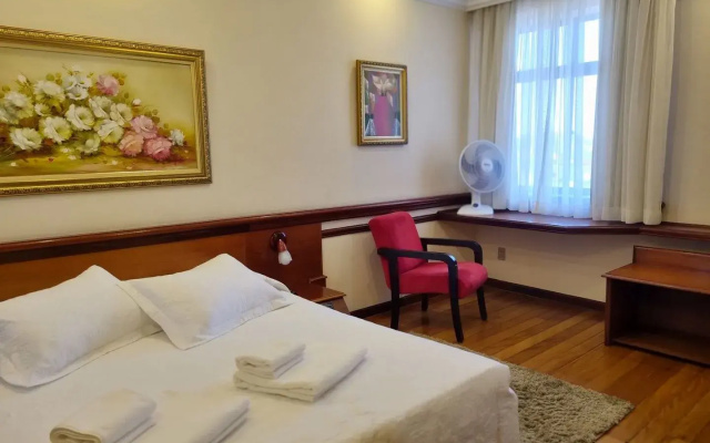 Lucape Palace Hotel