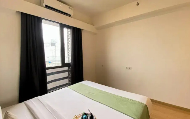 Spacious and Good Location 3BR at Sky House BSD Apartment
