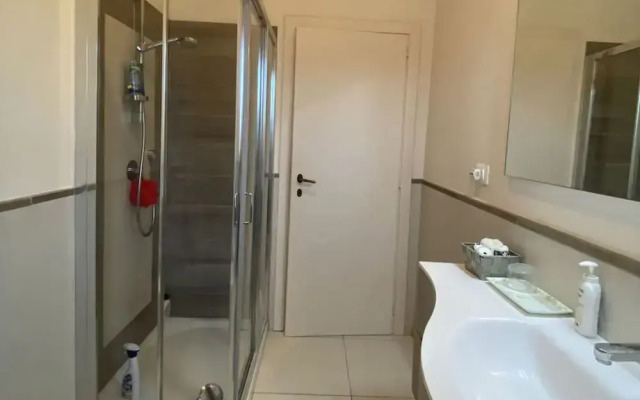 5 Beds Central Area - Ref Ferra-rif Ferra