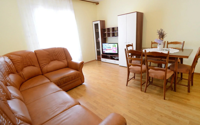 Apartments Franjo