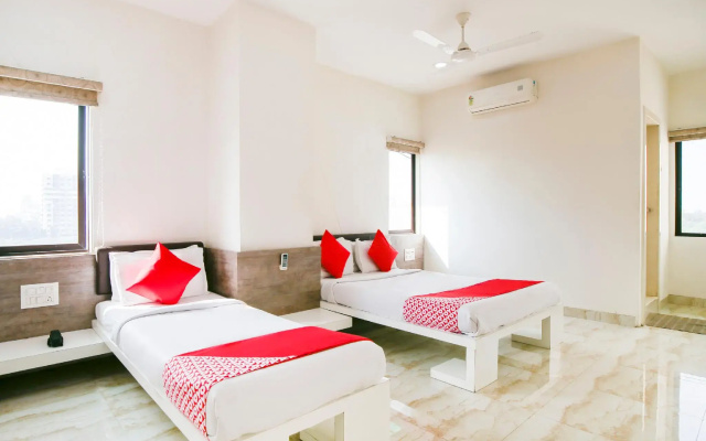 OYO 68433 Shiv Vatika Banquet & Rooms