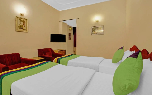 Treebo Mira Inn, Camac Street
