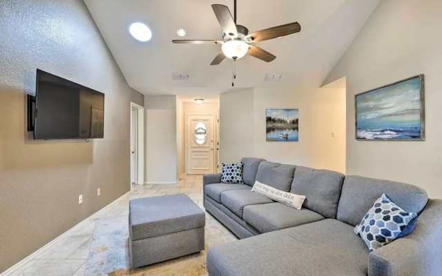 Granbury Home w/ Lake Granbury Access + Dock!