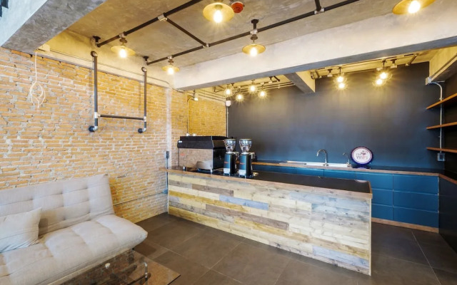 Zen Rooms Zleepmotion Bangkok