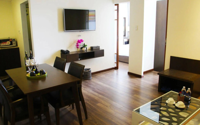 Danaciti Hotel