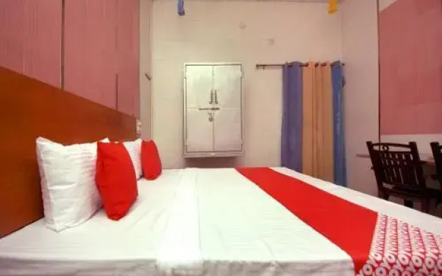 Kapoor Guest House by OYO Rooms
