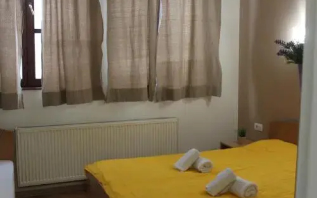 Hostel Wake Up