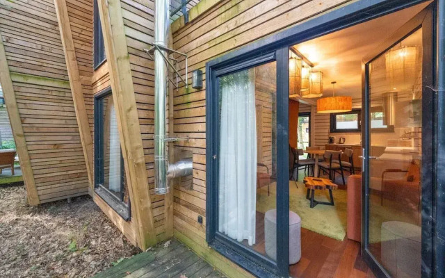 Tranquil Woodland Retreat
