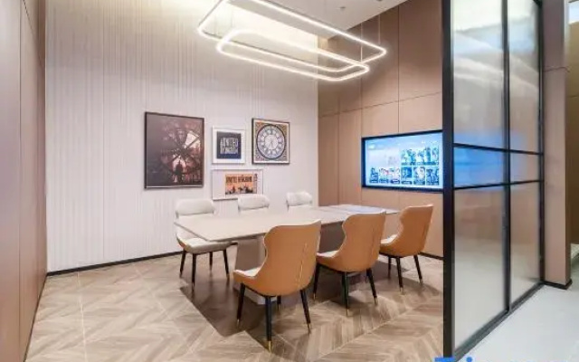 Home Inn Select Hotel (Shanghai Tongji Hospital Zhidang Road Branch)