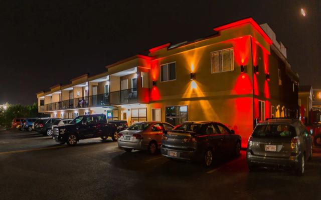 Sahara Courtyard Inn Penticton